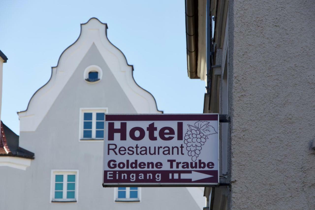 Hotel Goldene Traube Гюнцбург Экстерьер фото